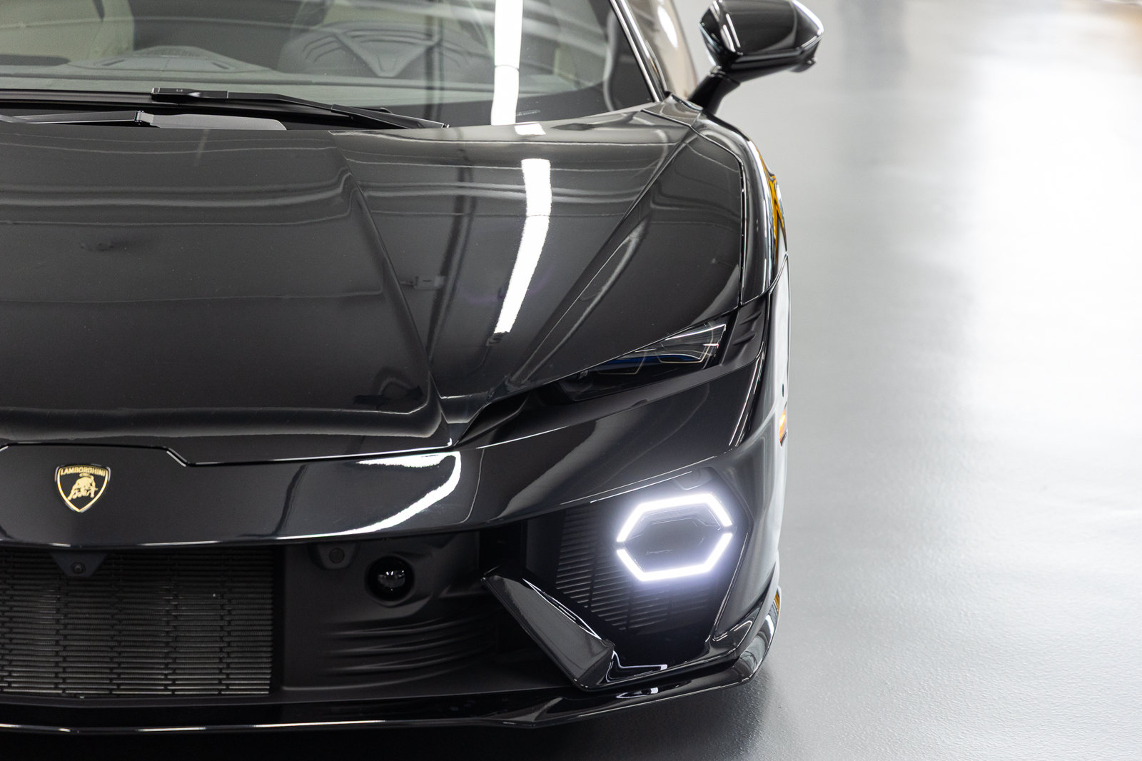 Used 2026 Lamborghini Temerario AWD/4WD image 10