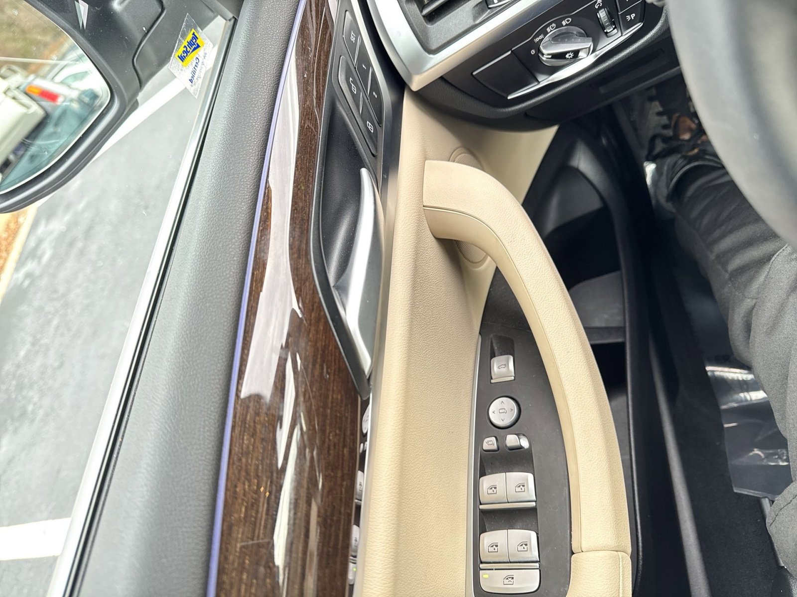 Used 2024 BMW X3 xDrive30i w/ Premium Package image 9