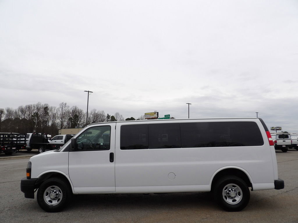 Used 2020 Chevrolet Express 3500 LS image 62