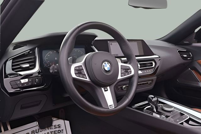 Used 2021 BMW Z4 M40i w/ Executive Package image 33