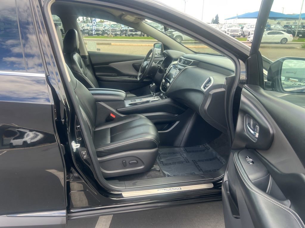 Used 2024 Nissan Murano SV w/ SV Midnight Edition Package image 28