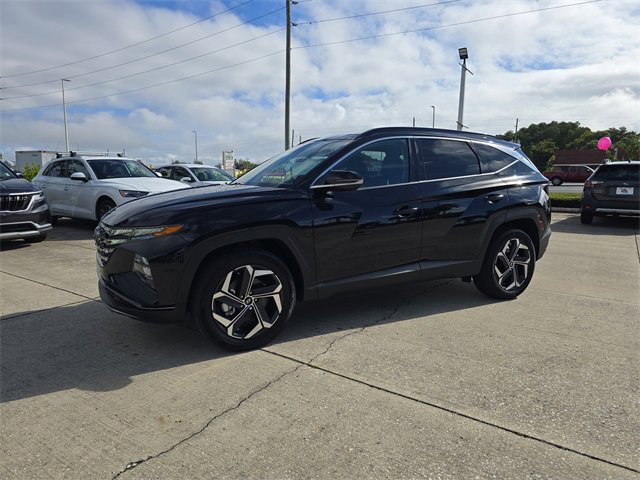 Used 2024 Hyundai Tucson Limited image 2