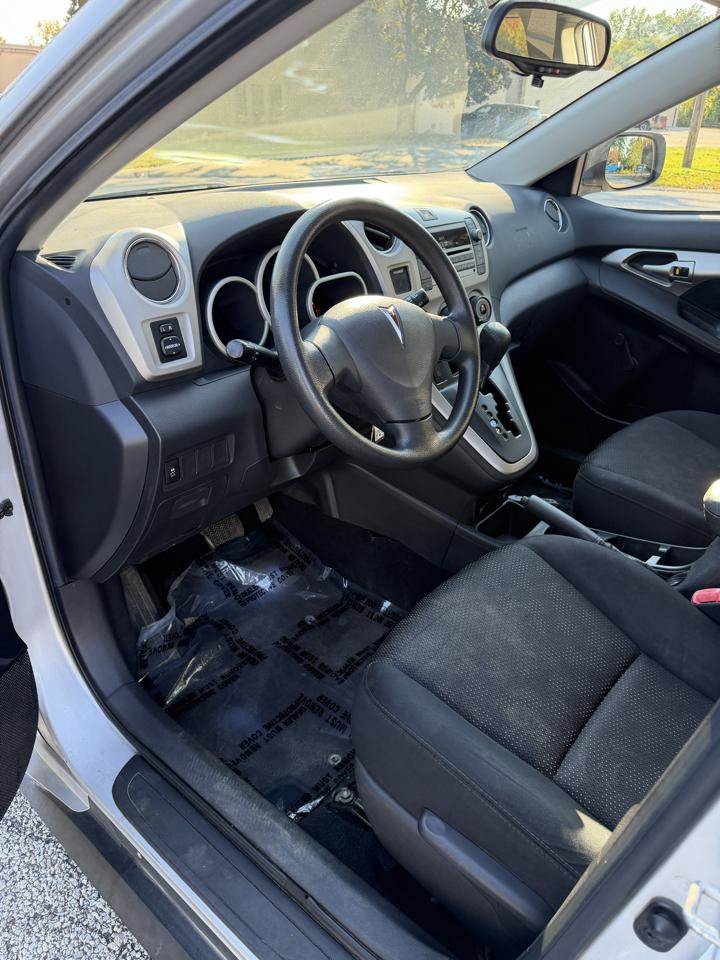 Used 2009 Pontiac Vibe AWD image 9