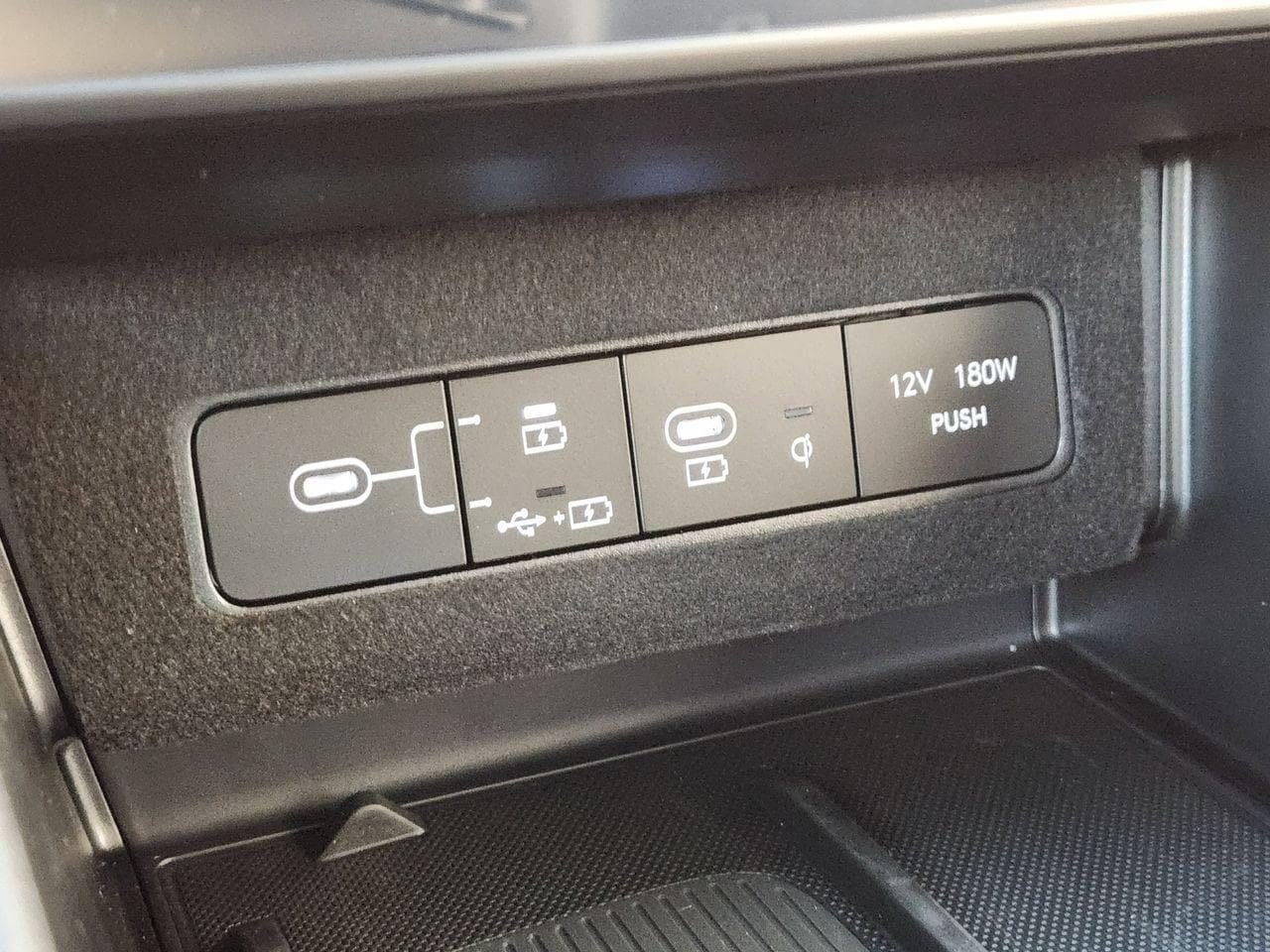 New 2026 Hyundai Sonata Limited FWD image 19