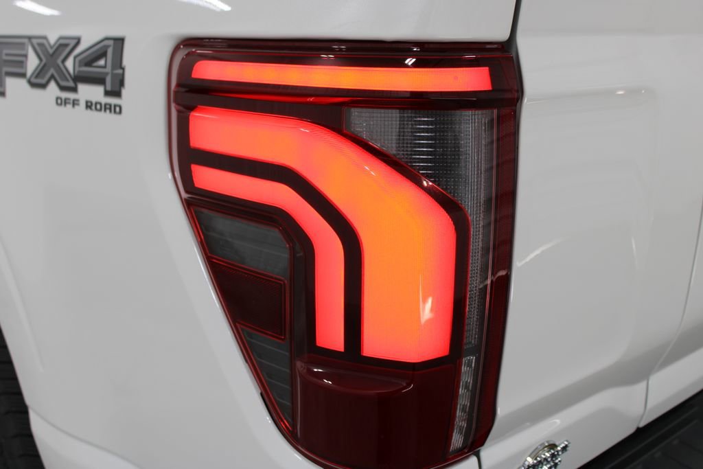 New 2025 Ford F150 Lariat w/ Equipment Group 502A High image 29