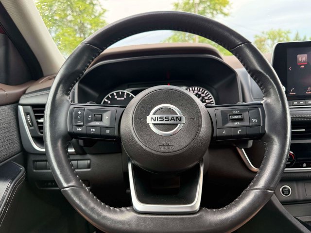Used 2021 Nissan Rogue S FWD image 19