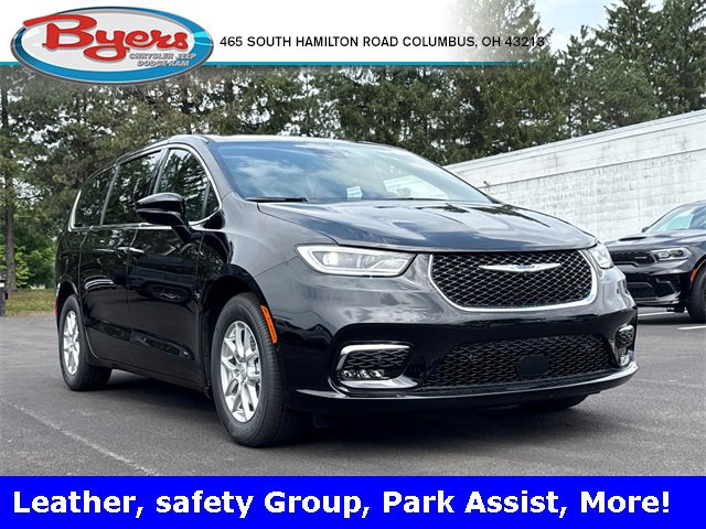 New 2025 Chrysler Pacifica Select image 1