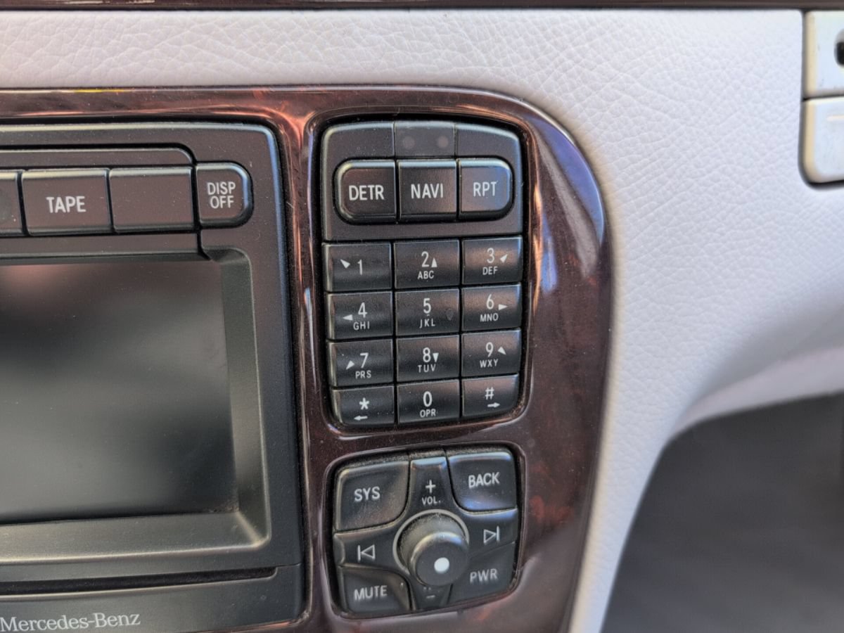 Used 2000 Mercedes-Benz S 500 image 28