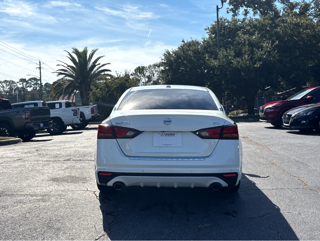 Used 2021 Nissan Altima 2.5 SV w/ SV Premium Package image 22