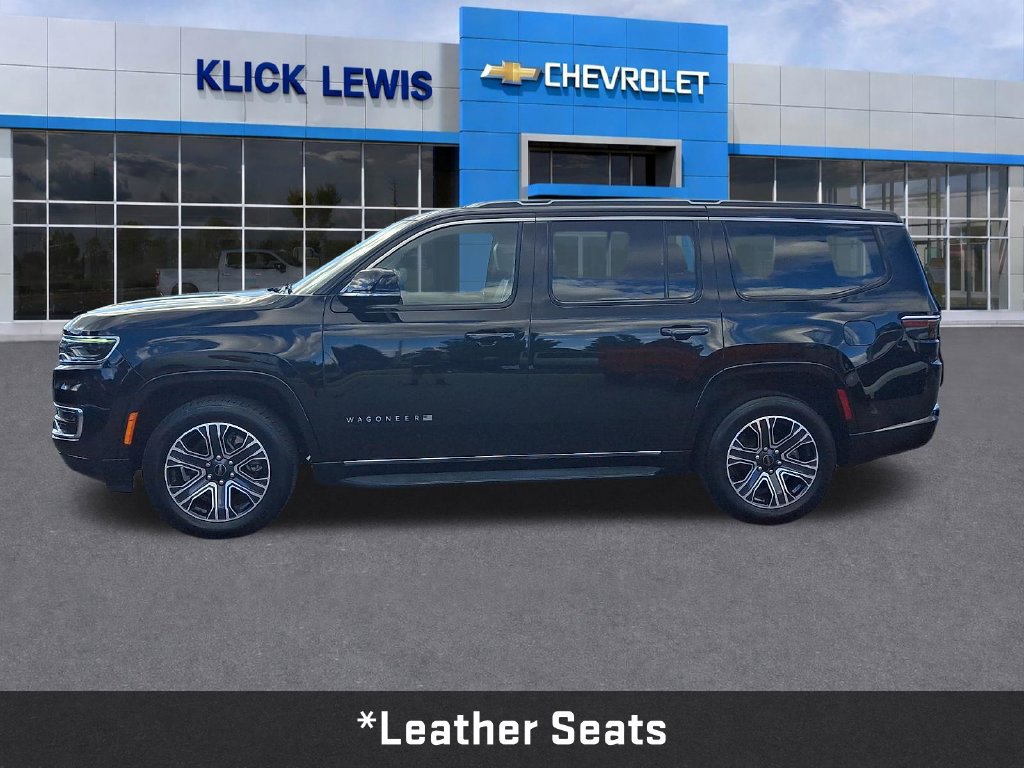 Used 2025 Jeep Wagoneer Series II AWD/4WD image 4