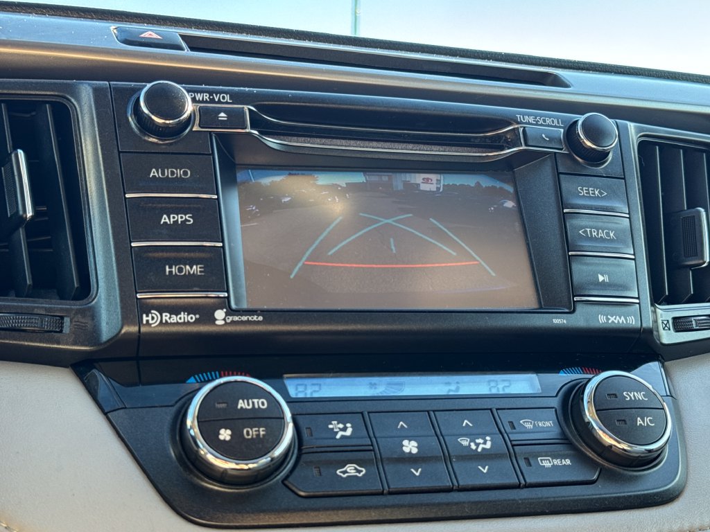 Used 2016 Toyota RAV4 XLE AWD/4WD image 24