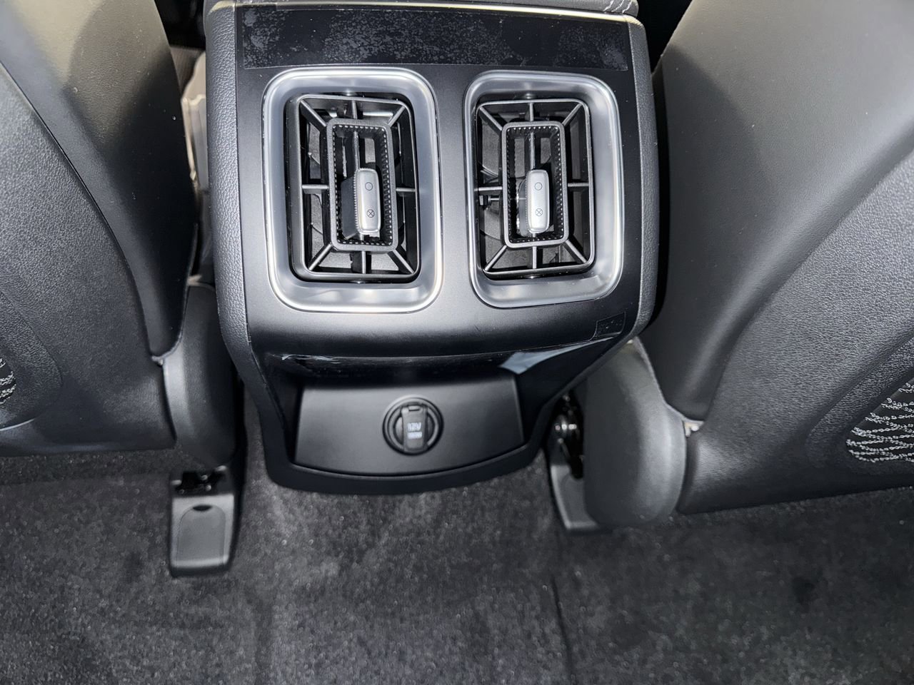 New 2026 Kia Sorento X-Line EX image 29