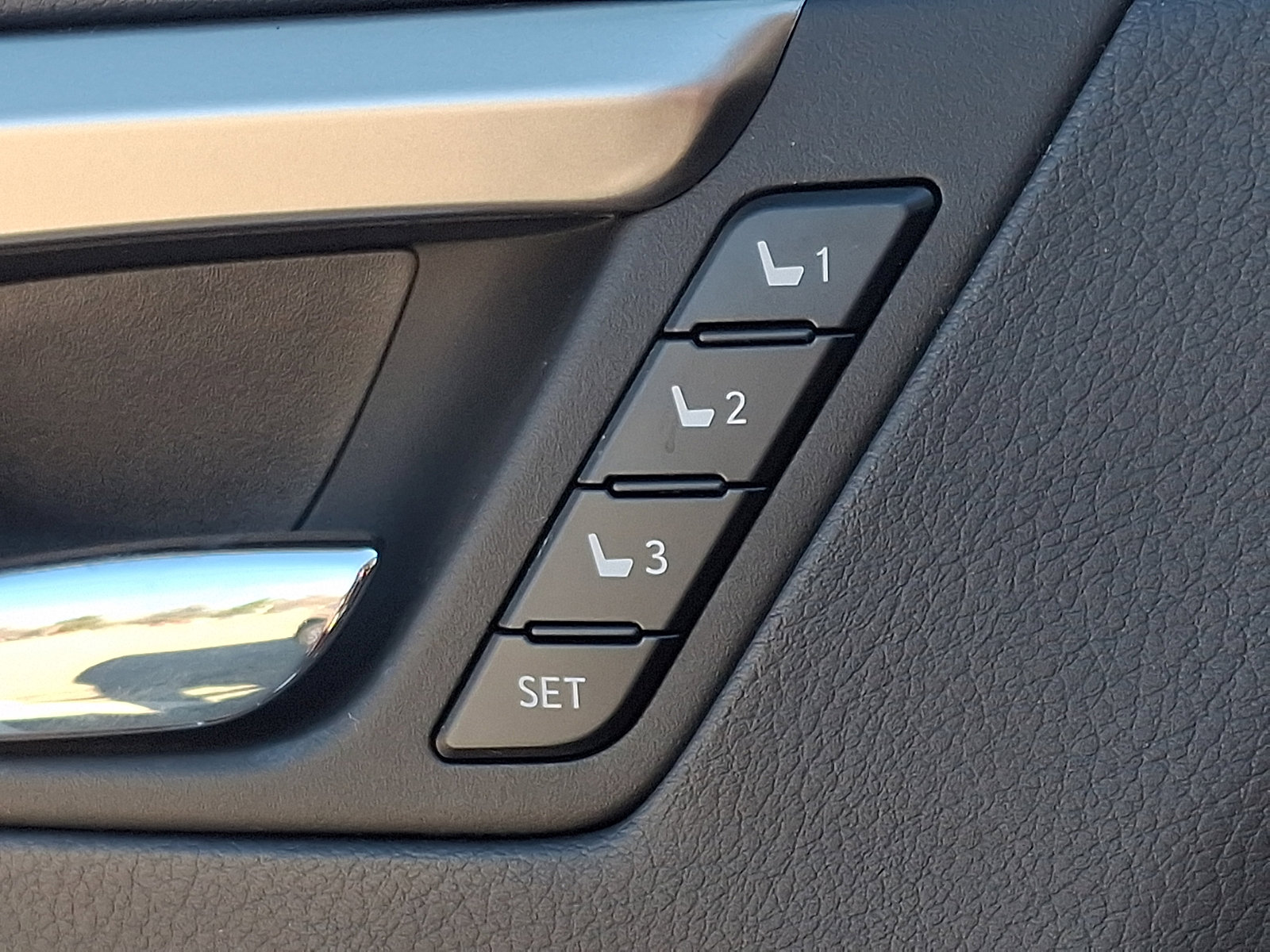 Certified 2022 Lexus RX 450h AWD w/ Luxury Package image 27