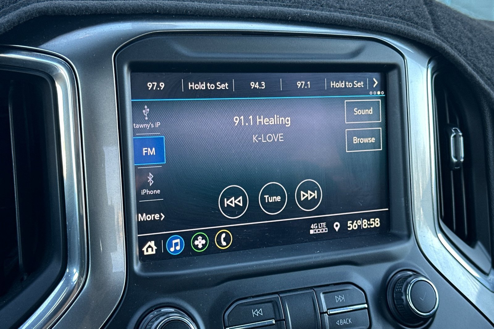 Used 2020 Chevrolet Silverado 1500 LT image 17