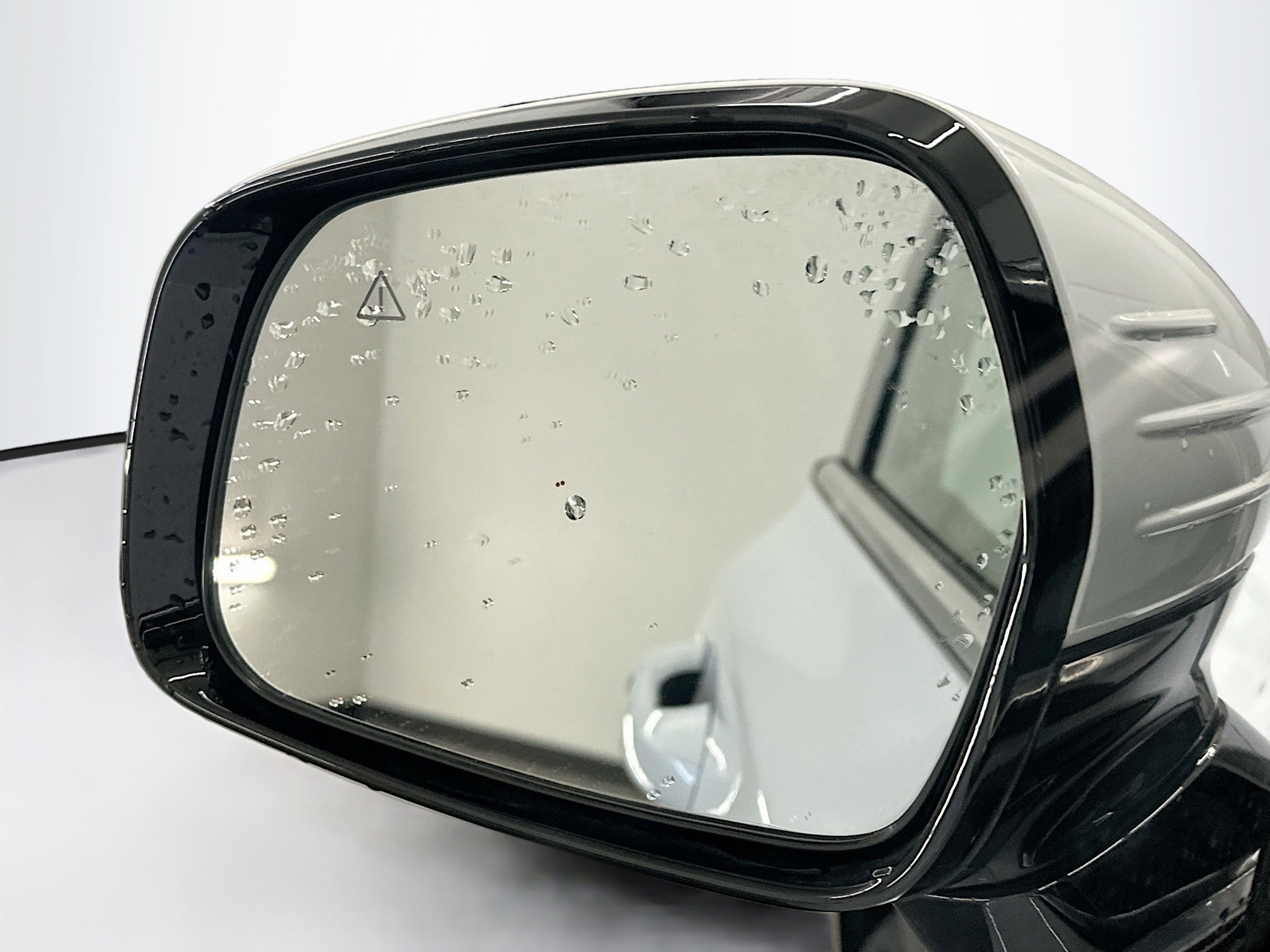 Used 2024 Kia Sorento S image 16