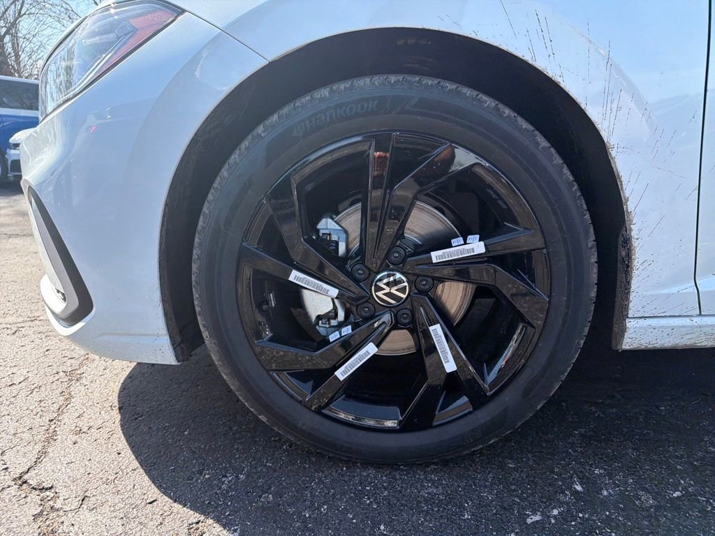 New 2026 Volkswagen Jetta SE image 30