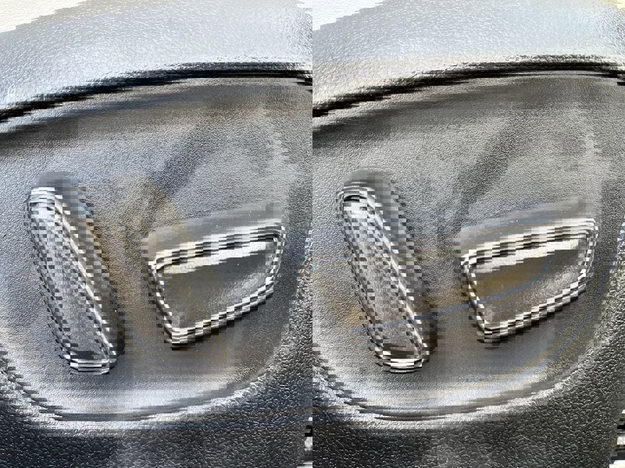 Used 2023 Toyota RAV4 Limited image 27