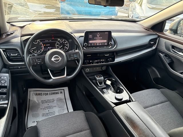 Certified 2022 Nissan Rogue SV image 11