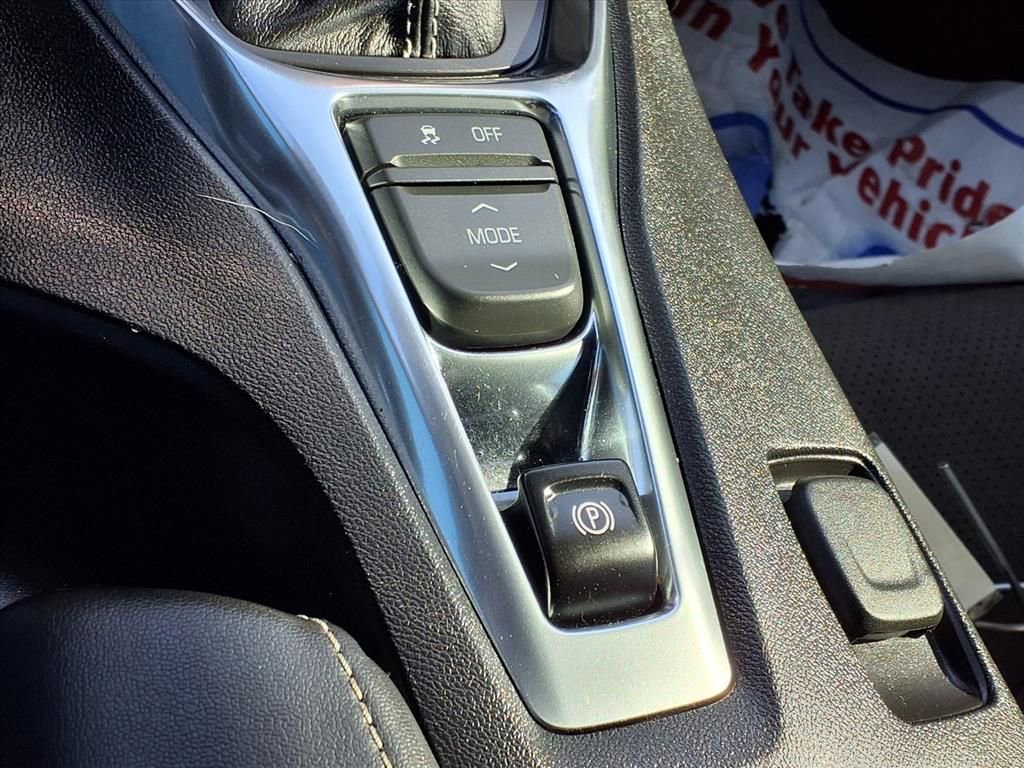 Used 2019 Chevrolet Camaro SS image 14