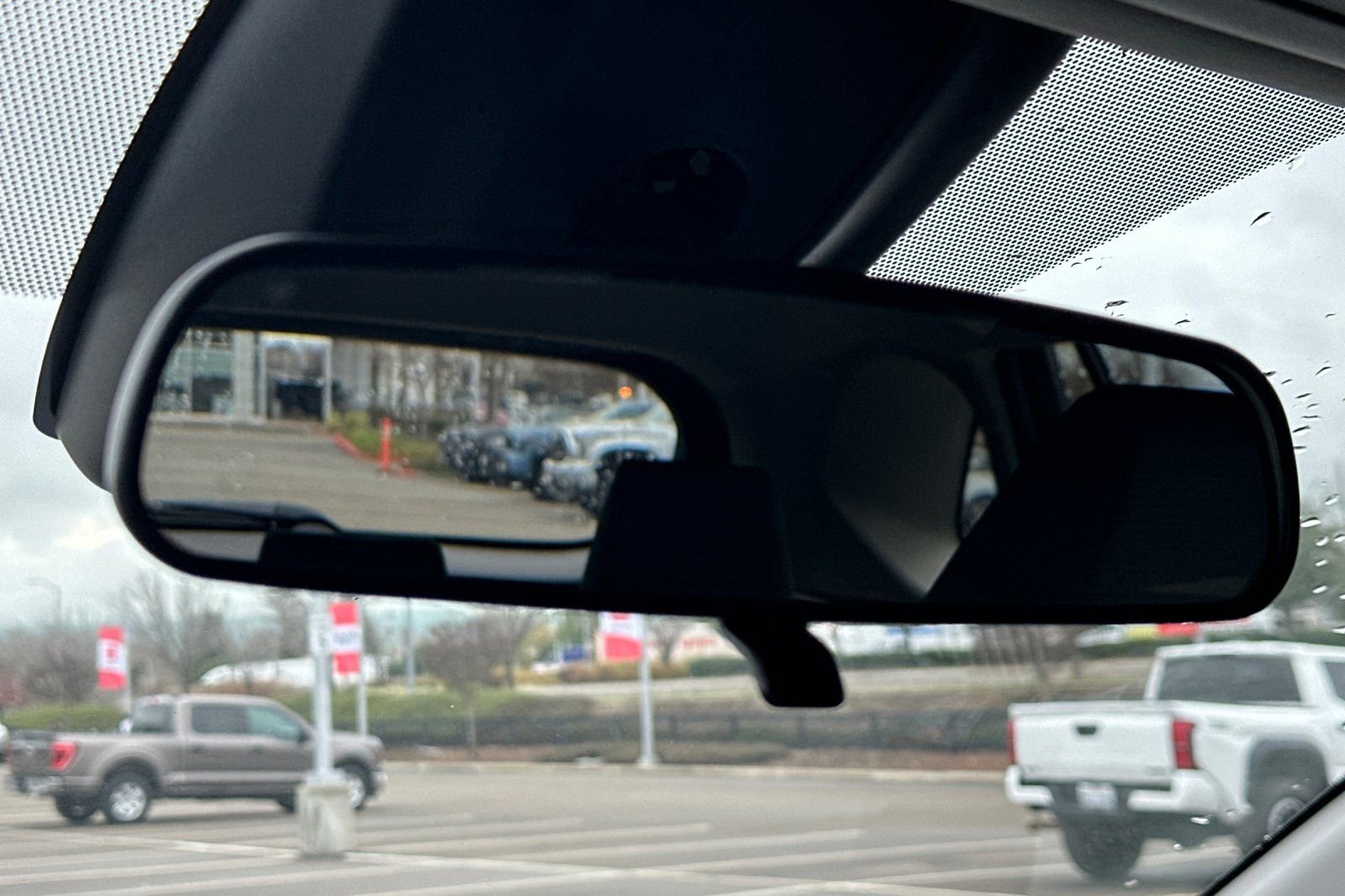 Certified 2025 Toyota RAV4 XLE image 26