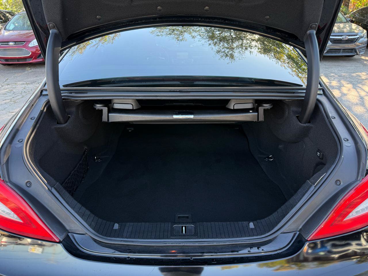 Used 2014 Mercedes-Benz CLS 550 4MATIC w/ Premium 1 Package image 29