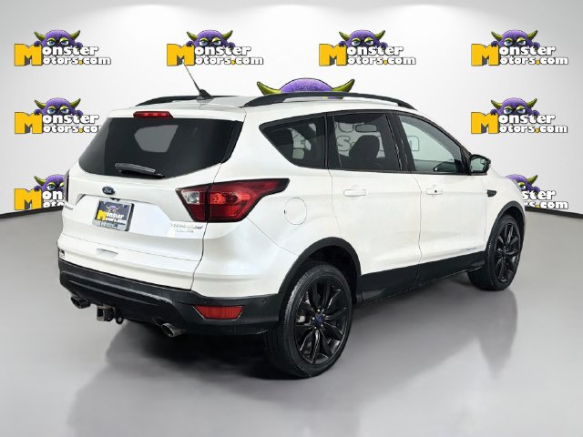 Used 2019 Ford Escape Titanium AWD/4WD image 5