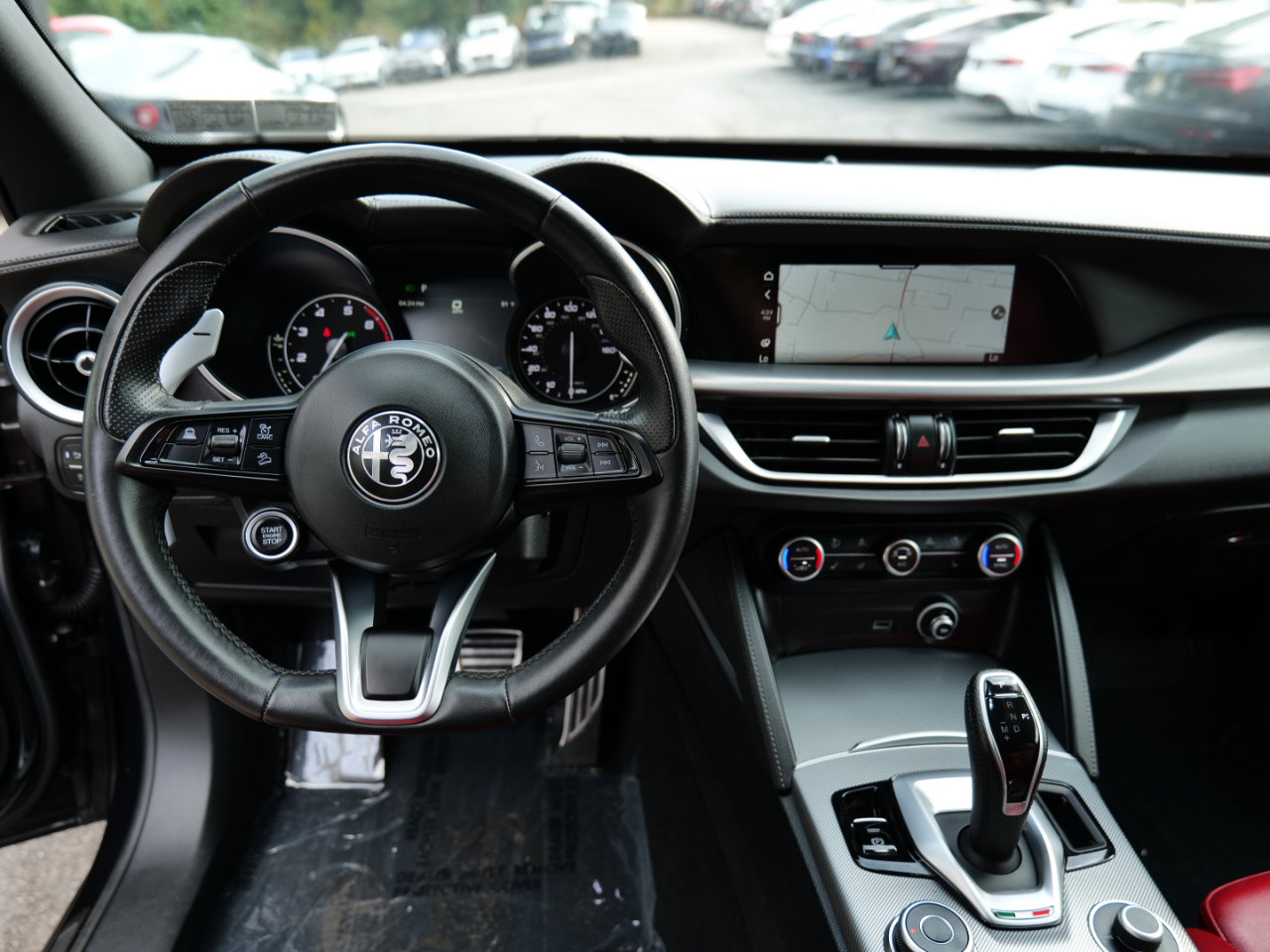 Used 2023 Alfa Romeo Stelvio Veloce image 17