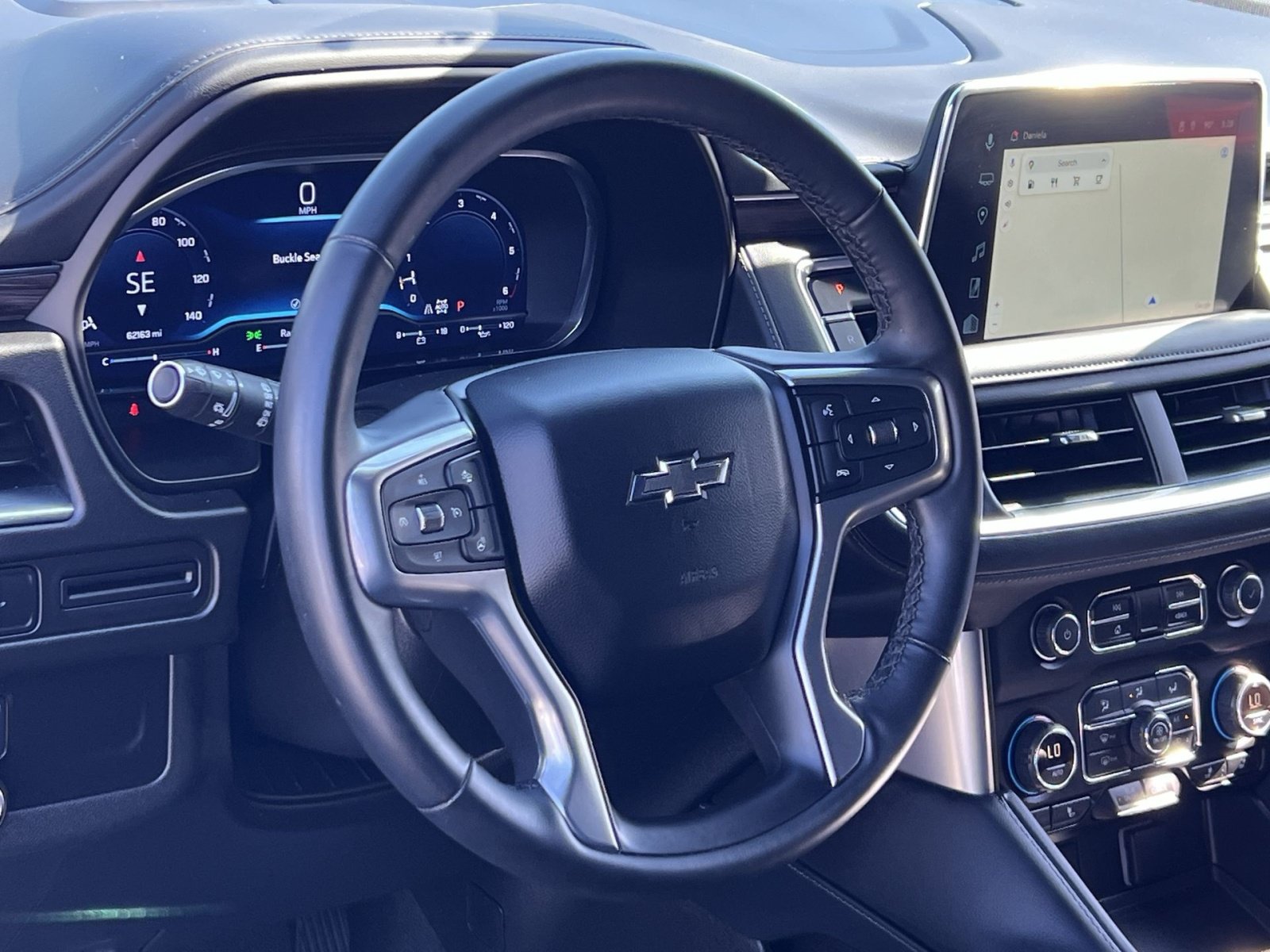 Used 2023 Chevrolet Tahoe Z71 w/ Luxury Package AWD/4WD image 21