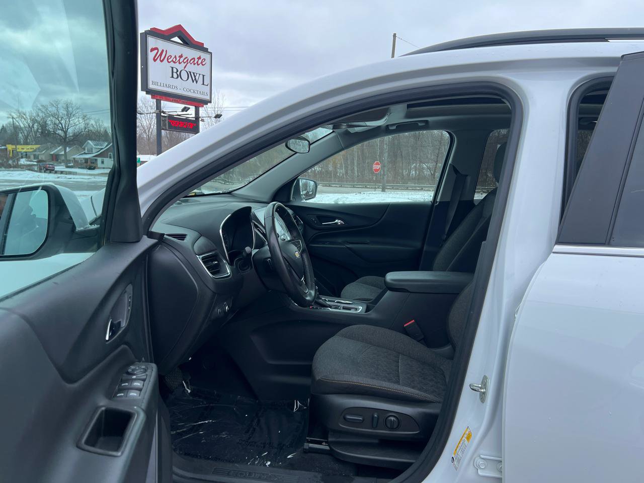 Used 2022 Chevrolet Equinox LT image 14