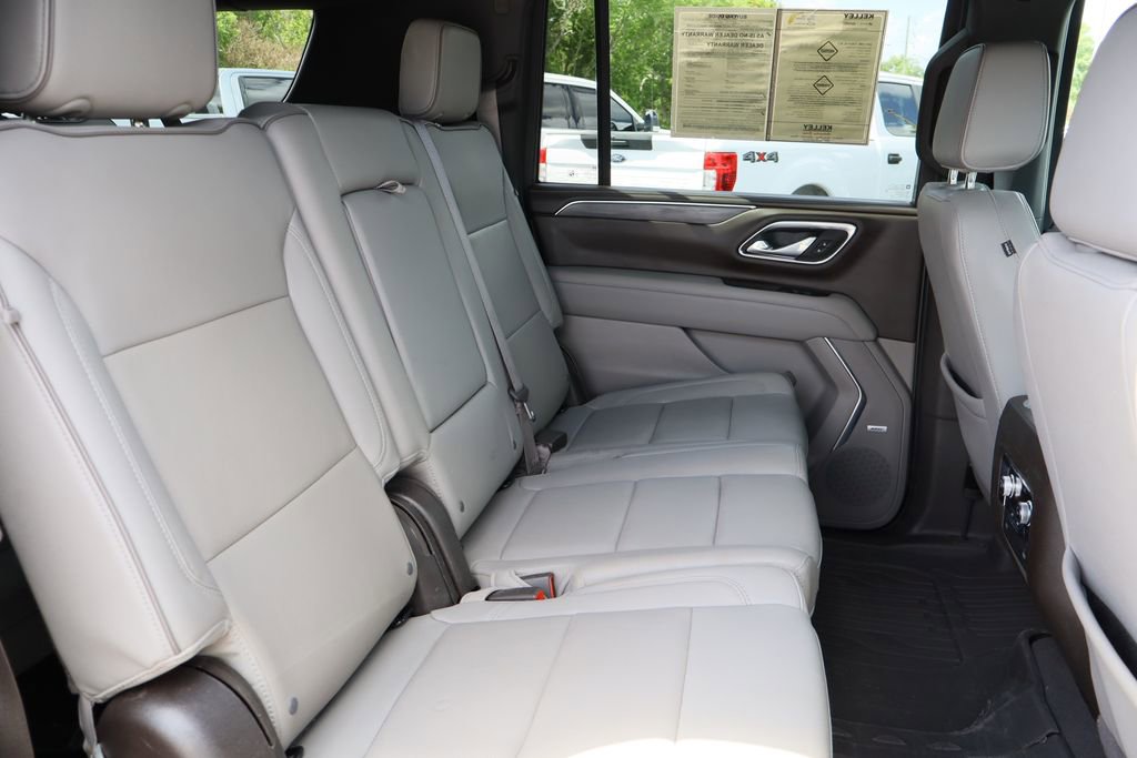 Certified 2023 GMC Yukon XL SLT w/ Max Trailering Package AWD/4WD image 30