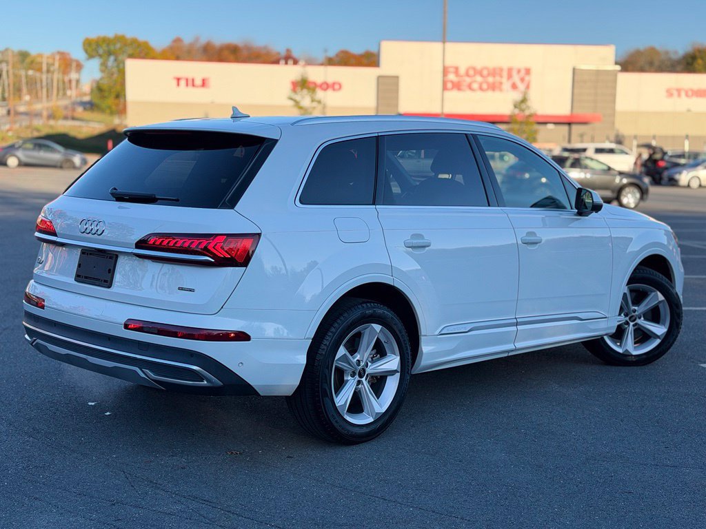 Used 2023 Audi Q7 3.0T Premium w/ Convenience Package AWD/4WD image 7