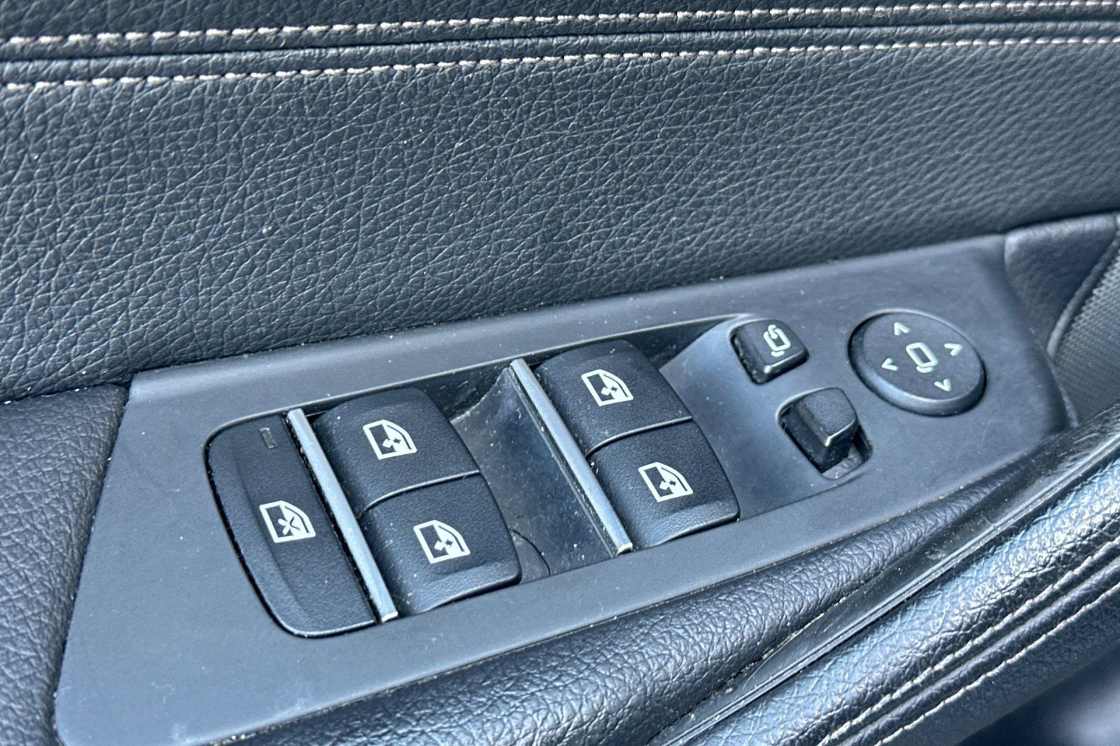 Used 2018 BMW 530i image 13