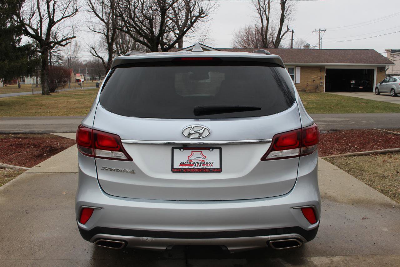 Used 2017 Hyundai Santa Fe SE w/ SE Premium Package 02 FWD image 8