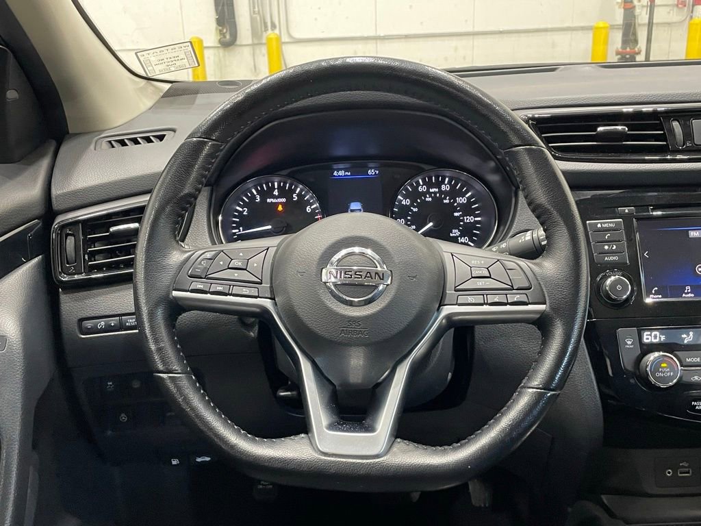 Used 2022 Nissan Rogue Sport SV image 27