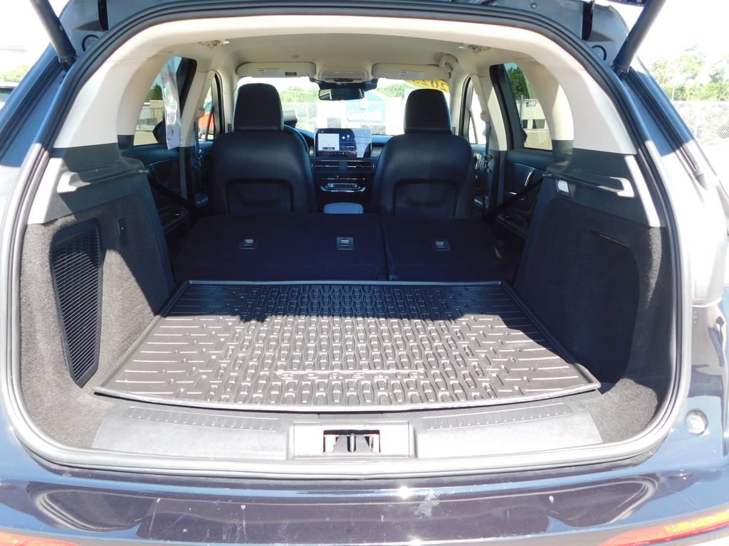 Used 2023 Lincoln Corsair FWD image 23