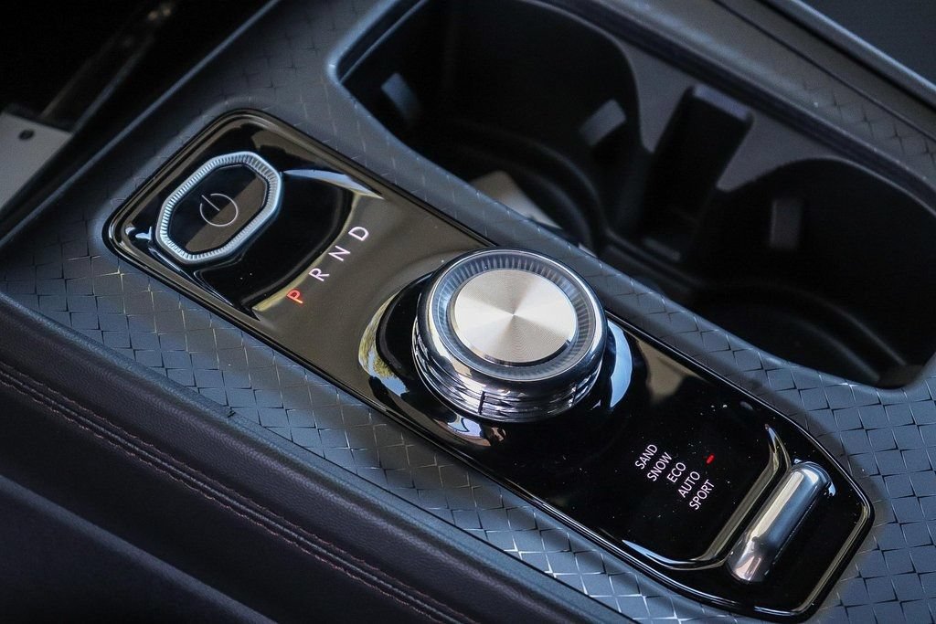 New 2025 Jeep Wagoneer S Limited AWD/4WD image 19