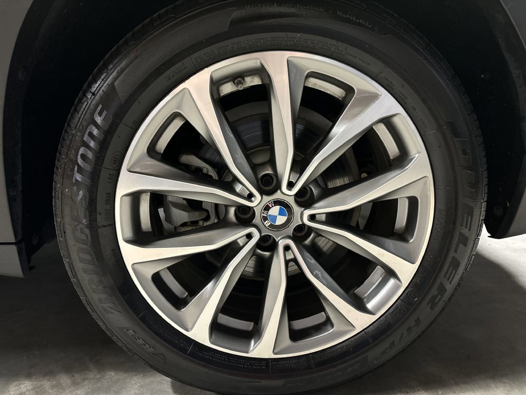 Used 2019 BMW X3 xDrive30i w/ Driving Assistance Package image 41