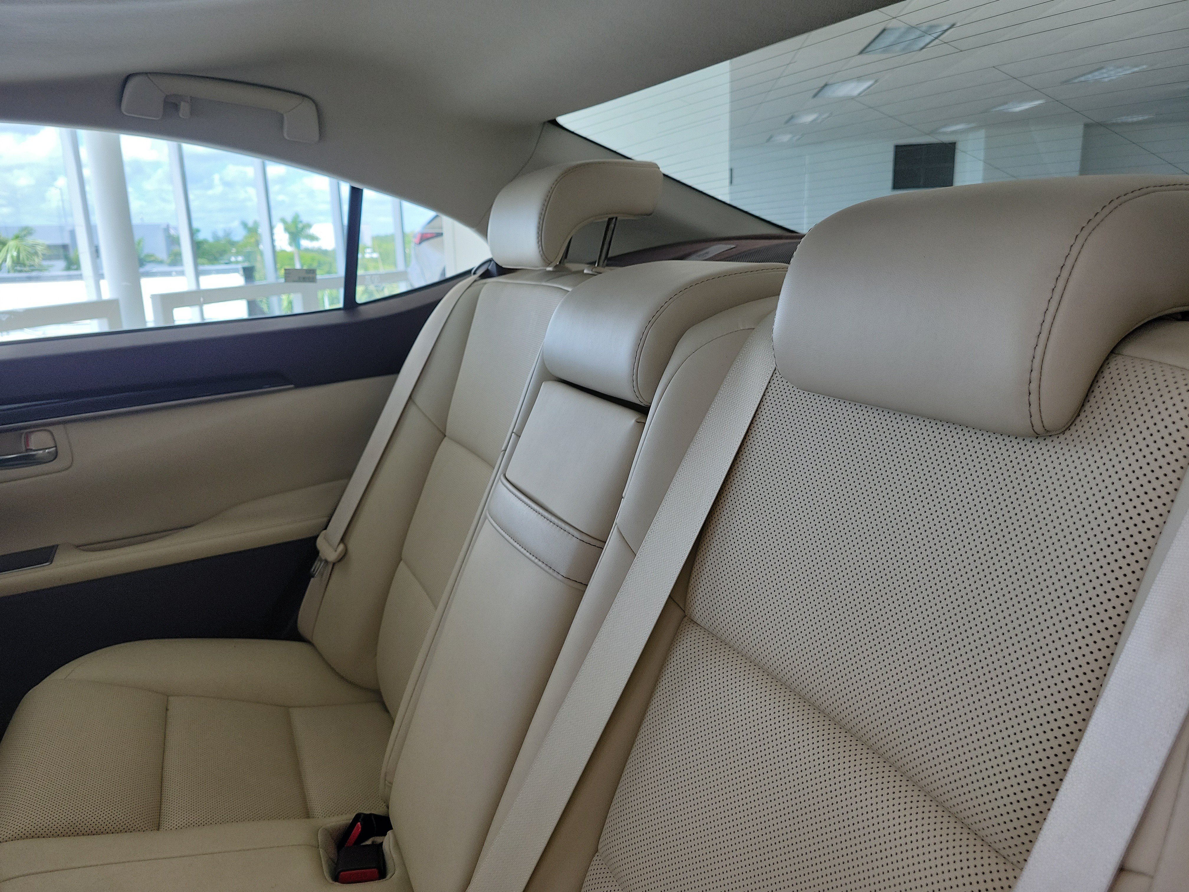 Used 2018 Lexus ES 350 w/ Accessory Package 2 FWD image 12