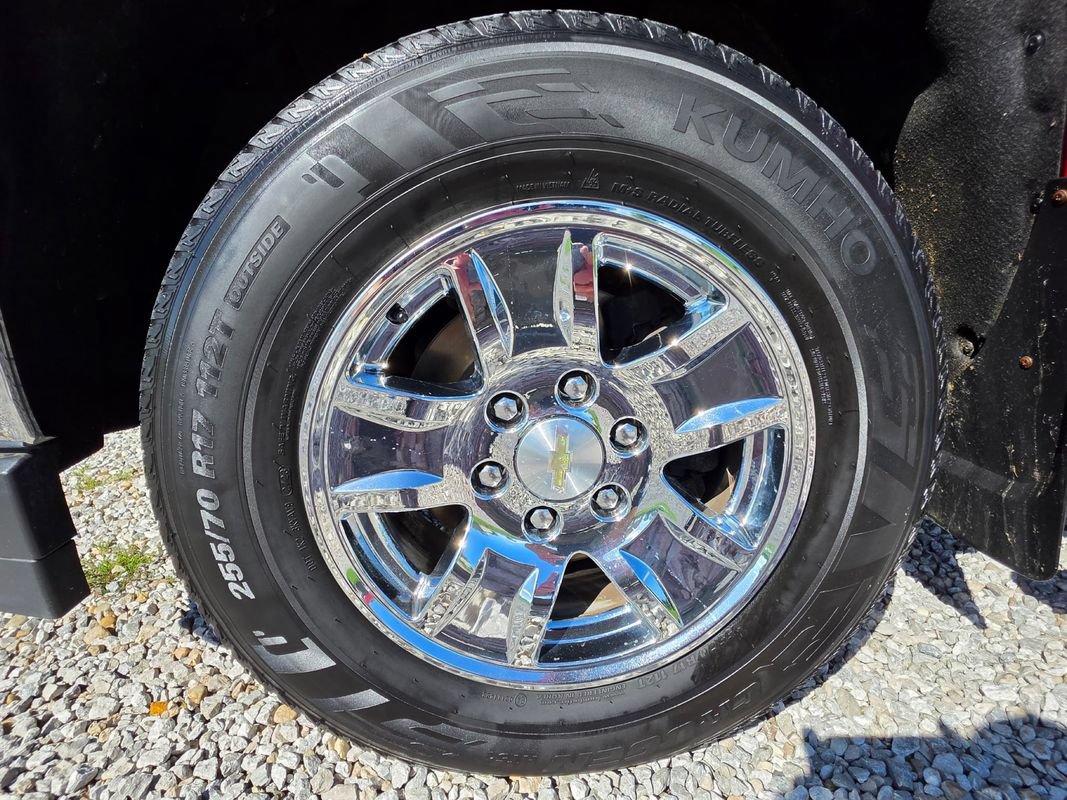 Used 2017 Chevrolet Silverado 1500 LT w/ All Star Edition AWD/4WD image 19
