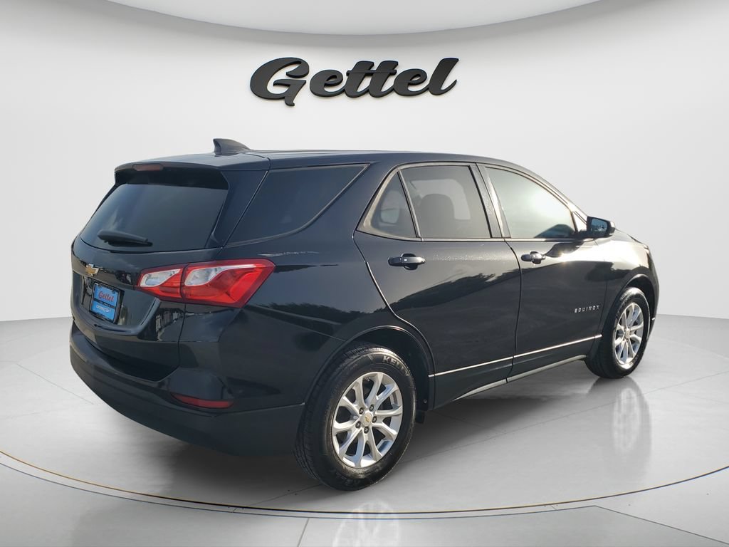Used 2019 Chevrolet Equinox LS w/ LS Convenience Package FWD image 5