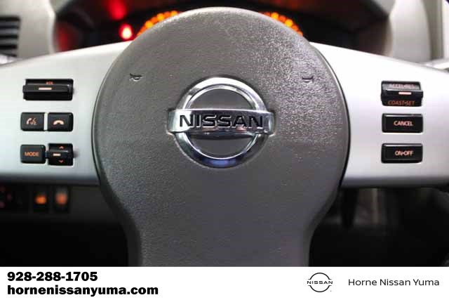 Used 2018 Nissan Frontier SV w/ Value Truck Package AWD/4WD image 9