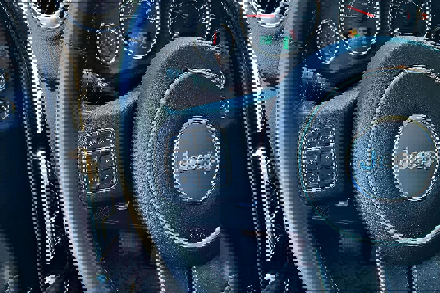 Used 2015 Jeep Wrangler Unlimited Sahara w/ Dual Top Group image 24