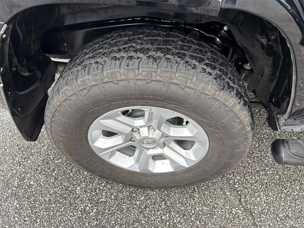 Used 2019 Toyota 4Runner SR5 image 17