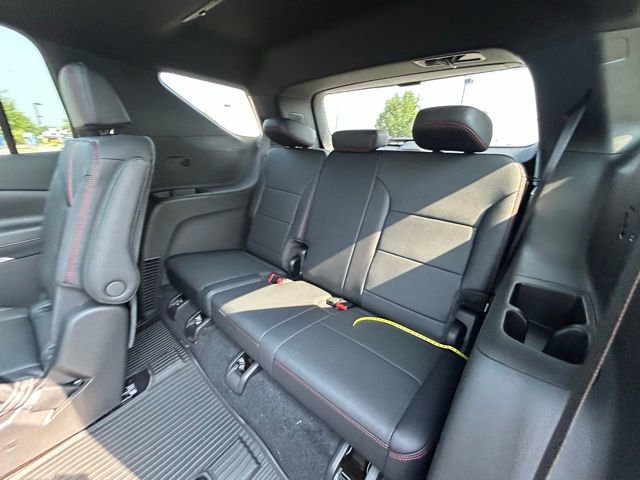 New 2026 Chevrolet Traverse RS w/ LPO, Floor Liner Package image 58