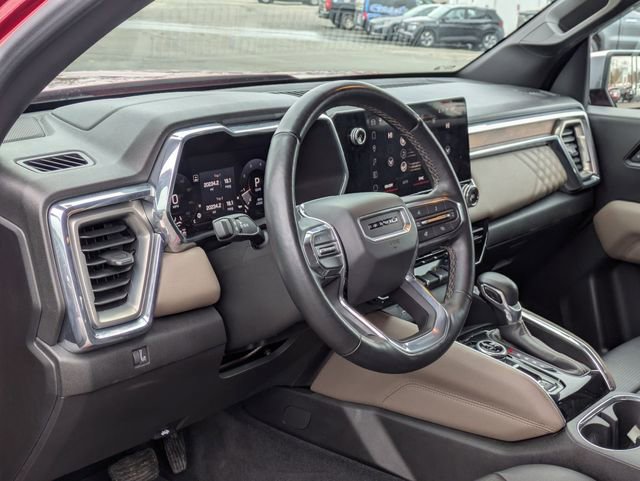 Used 2023 GMC Canyon Denali image 14
