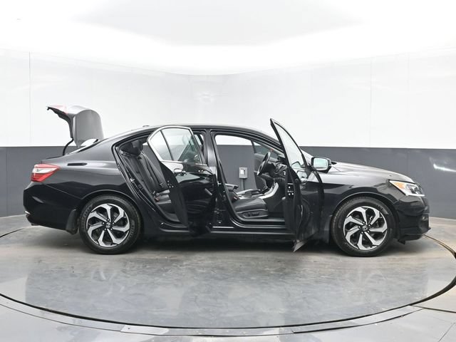 Used 2017 Honda Accord EX-L image 51