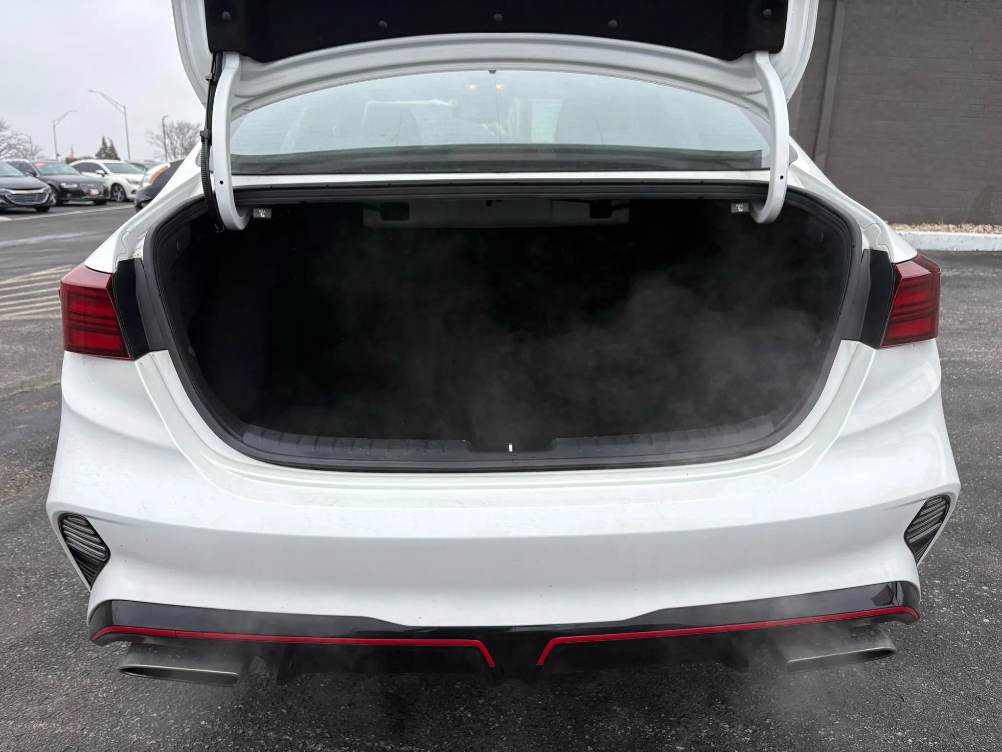 Used 2023 Kia Forte GT image 9