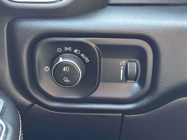 Used 2024 RAM 2500 Big Horn AWD/4WD image 17