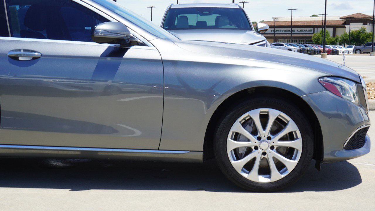 Used 2017 Mercedes-Benz E 300 image 9