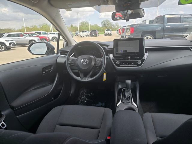 Used 2026 Toyota Corolla LE FWD image 24